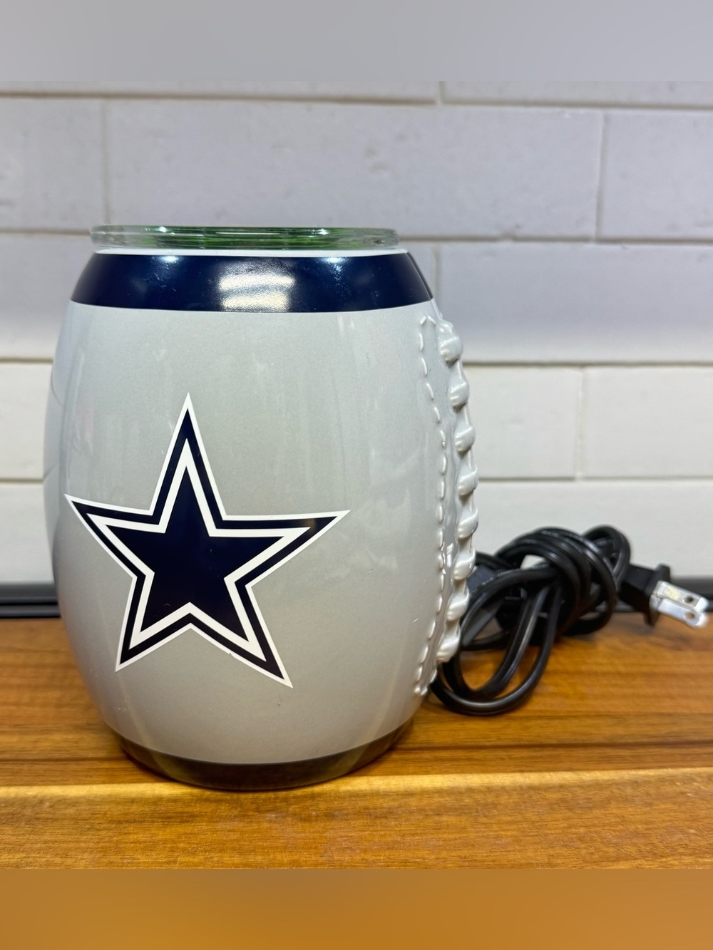 Scentsy NFL Dallas Cowboys Large Wax Oil Warmer - WITH BULB
